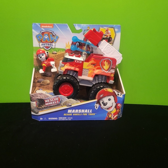 Paw Patrol Marshall's Red and White Fire Truck - Picture 1 of 2
